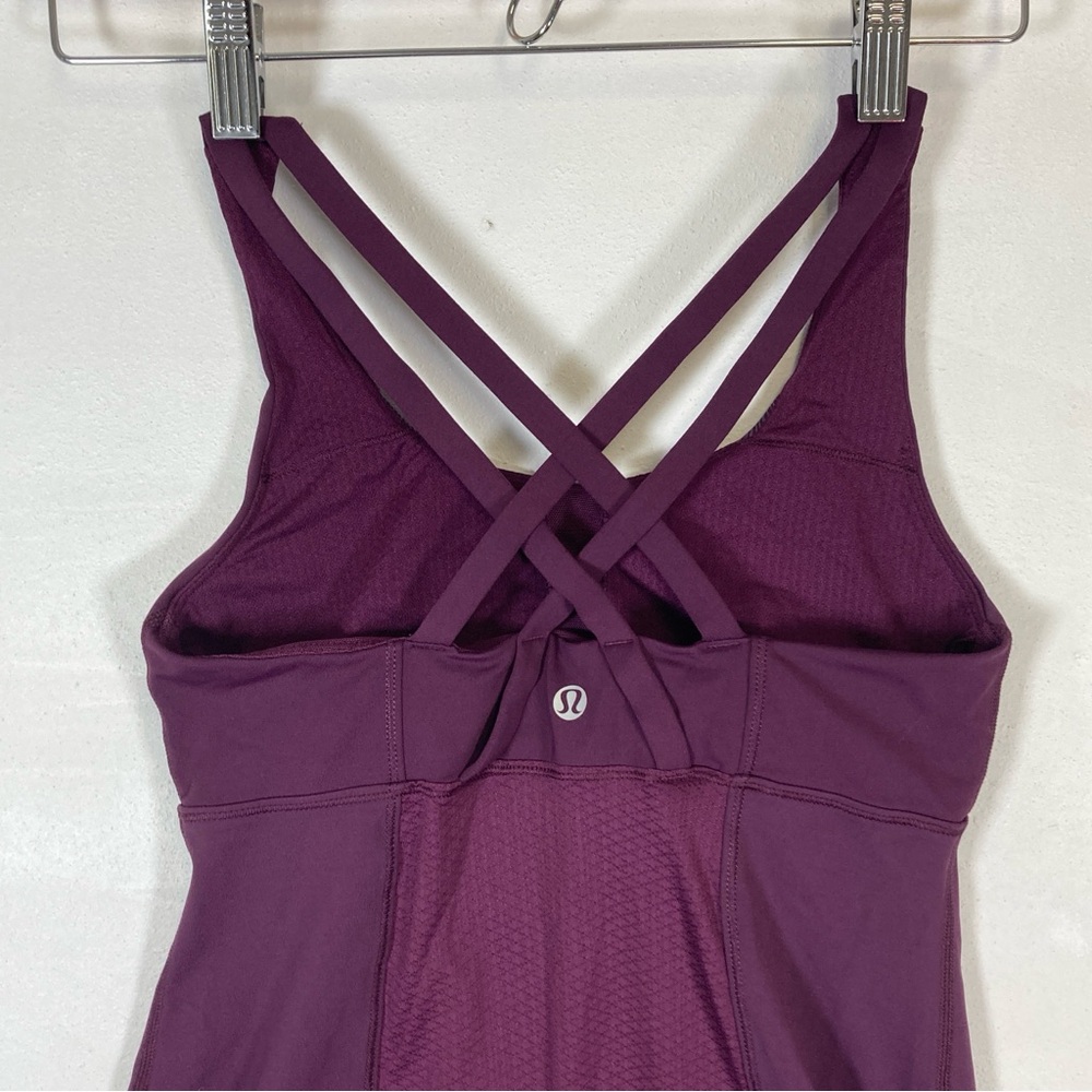 Lululemon Energy Tank Top Women’s Size 8 Purple Striped Gym Yoga Running Sport - Picture 3 of 11